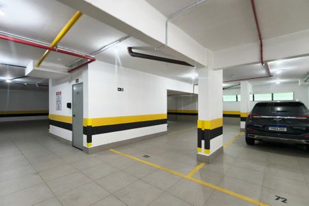 Apartamento para alugar com 83m², 2 quartos e 1 vaga Apartamento para alugar com 83m², 2 quartos e 1 vagaGaragem