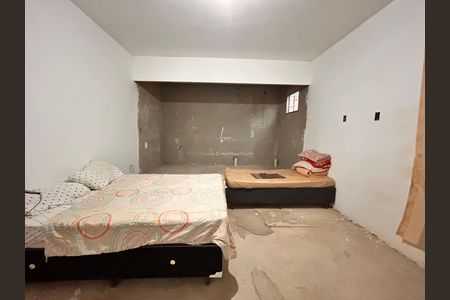 Casa à venda com 2 quartos, 132m² em Arvoredo, Contagem