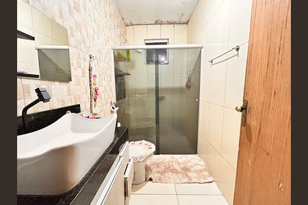 Casa à venda com 132m², 2 quartos e 1 vaga