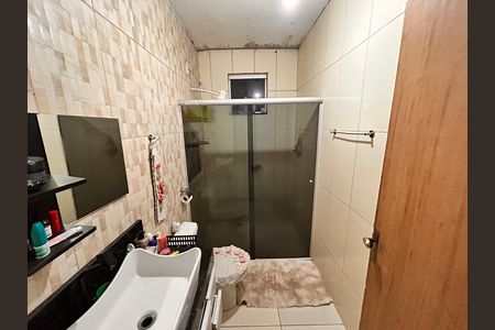 Casa à venda com 132m², 2 quartos e 1 vaga