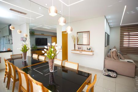 Apartamento à venda com 90m², 3 quartos e 2 vagas Apartamento à venda com 90m², 3 quartos e 2 vagasSala