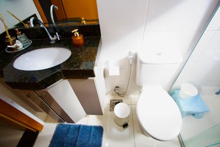 Apartamento à venda com 90m², 3 quartos e 2 vagas Apartamento à venda com 90m², 3 quartos e 2 vagasBanheiro Social