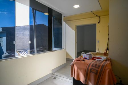 Cozinha de casa para alugar com 2 quartos, 80m² em Vila Brasilio Machado, São Paulo