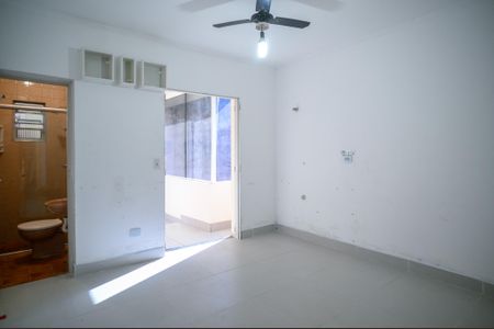 Casa para alugar com 2 quartos, 80m² em Vila Brasilio Machado, São Paulo