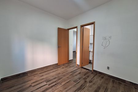 Apartamento para alugar com 65m², 2 quartos e 1 vaga Apartamento para alugar com 65m², 2 quartos e 1 vagaSuíte