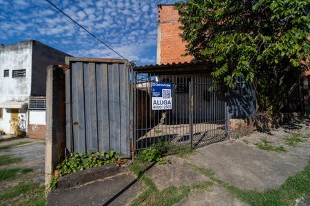 Fachada  de casa para alugar com 1 quarto, 26m² em Parque Esmeralda, Sorocaba