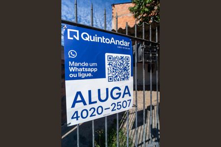 Casa para alugar com 26m², 1 quarto e 1 vaga Casa para alugar com 26m², 1 quarto e 1 vagaFachada
