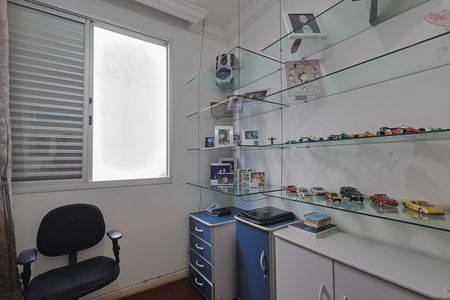 Apartamento à venda com 4 quartos, 140m² em Buritis, Belo Horizonte