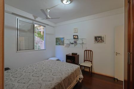 Apartamento à venda com 4 quartos, 140m² em Buritis, Belo Horizonte