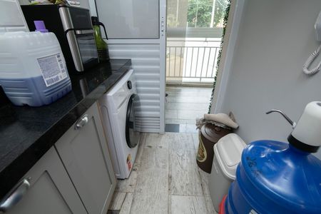 Área de Serviço de apartamento para alugar com 2 quartos, 60m² em Jardim Residencial Firenze, Hortolândia