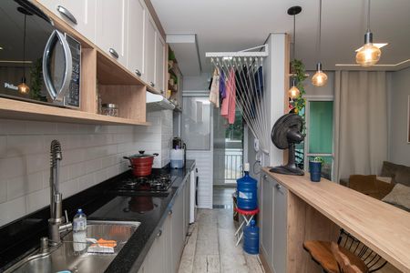Cozinha de apartamento para alugar com 2 quartos, 60m² em Jardim Residencial Firenze, Hortolândia