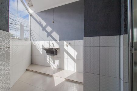 Área de serviço de casa para alugar com 3 quartos, 130m² em Jardim Primavera, Mauá