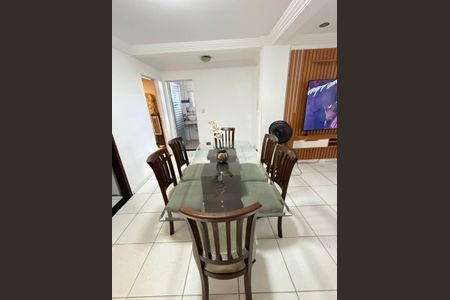 Sala de apartamento para alugar com 2 quartos, 75m² em Pernambués, Salvador