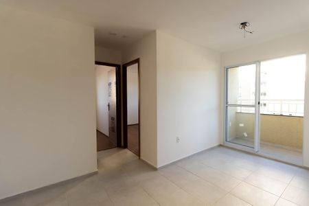 Sala de apartamento para alugar com 2 quartos, 46m² em Arrastão, São Gonçalo