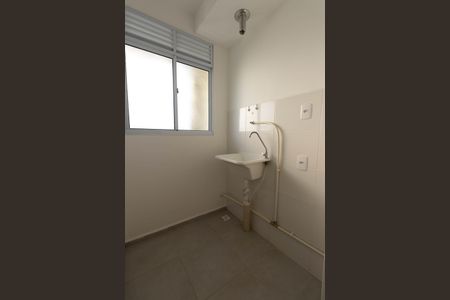 Apartamento para alugar com 46m², 2 quartos e 1 vaga Apartamento para alugar com 46m², 2 quartos e 1 vagaCozinha e Área de Serviço
