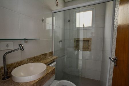 Apartamento à venda com 55m², 2 quartos e 1 vaga Apartamento à venda com 55m², 2 quartos e 1 vagaBanheiro Social