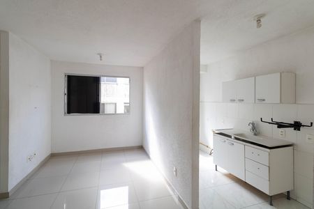 Sala de apartamento para alugar com 2 quartos, 45m² em Campo Grande, Rio de Janeiro