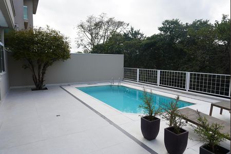 Casa de condomínio à venda com 427m², 3 quartos e 4 vagasPiscina