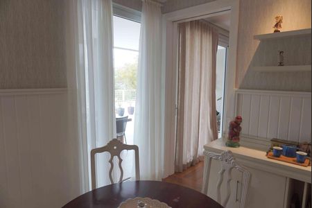 Casa de condomínio à venda com 427m², 3 quartos e 4 vagas Casa de condomínio à venda com 427m², 3 quartos e 4 vagasÁrea de Jantar