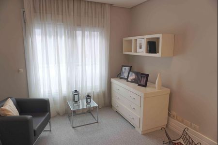 Casa de condomínio à venda com 427m², 3 quartos e 4 vagas Casa de condomínio à venda com 427m², 3 quartos e 4 vagasSuite 2