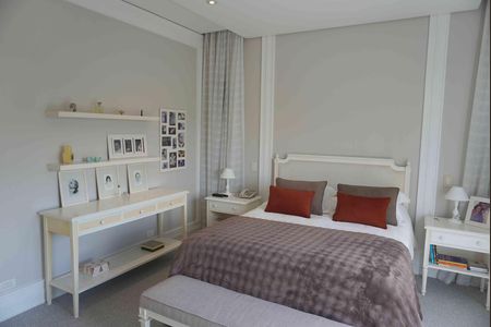 Casa de condomínio à venda com 427m², 3 quartos e 4 vagas Casa de condomínio à venda com 427m², 3 quartos e 4 vagasSuite 3 - Principal