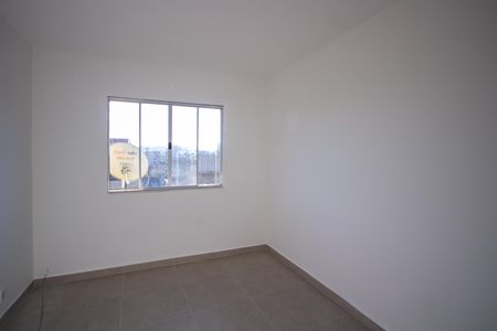 Quarto 2 de apartamento para alugar com 2 quartos, 70m² em Covanca, São Gonçalo