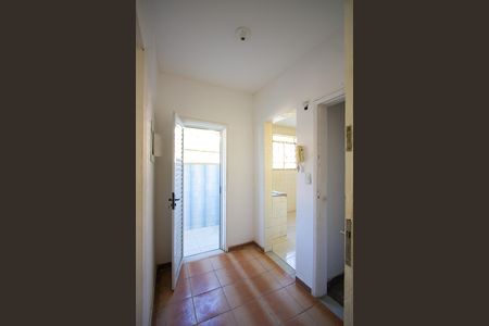 Apartamento para alugar com 70m², 2 quartos e 1 vaga Apartamento para alugar com 70m², 2 quartos e 1 vagaCorredor