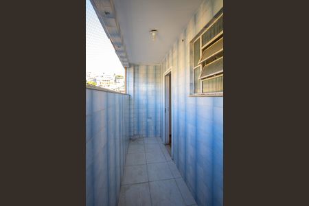 Área de Serviço de apartamento para alugar com 2 quartos, 70m² em Covanca, São Gonçalo