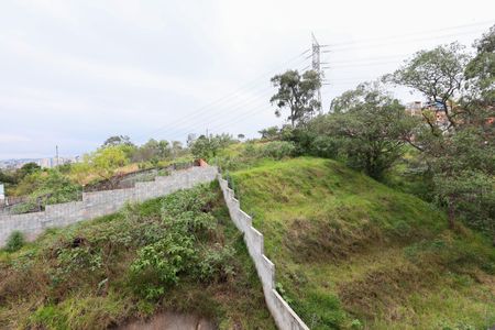 Apartamento à venda com 37m², 2 quartos e 1 vaga Apartamento à venda com 37m², 2 quartos e 1 vagaVista do Quarto 2