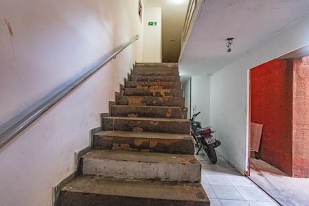 Escada  de apartamento à venda com 2 quartos, 45m² em Casa Grande, Diadema