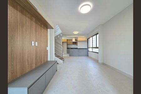 Sala de apartamento para alugar com 2 quartos, 97m² em Indianópolis, São Paulo