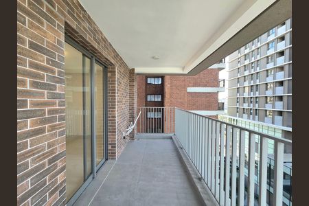 Apartamento para alugar com 97m², 2 quartos e 1 vaga Apartamento para alugar com 97m², 2 quartos e 1 vagaVaranda da Suíte 1