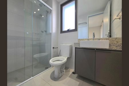 Apartamento para alugar com 97m², 2 quartos e 1 vaga Apartamento para alugar com 97m², 2 quartos e 1 vagaBanheiro da Suíte 1