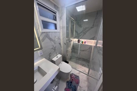 Apartamento à venda com 75m², 3 quartos e 1 vaga Apartamento à venda com 75m², 3 quartos e 1 vagaBanheiro