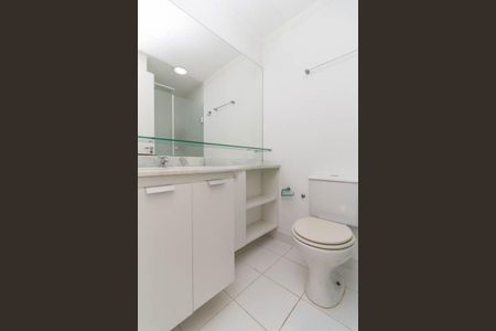 Apartamento para alugar com 65m², 3 quartos e 1 vaga Apartamento para alugar com 65m², 3 quartos e 1 vagaBanheiro 2