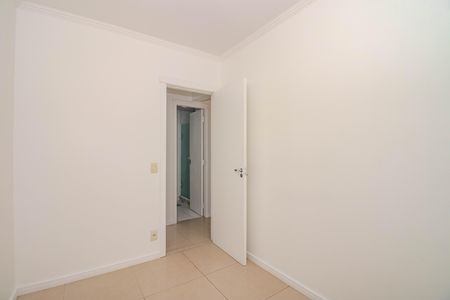 Quarto 1 de apartamento para alugar com 3 quartos, 65m² em Vila Ipiranga, Porto Alegre
