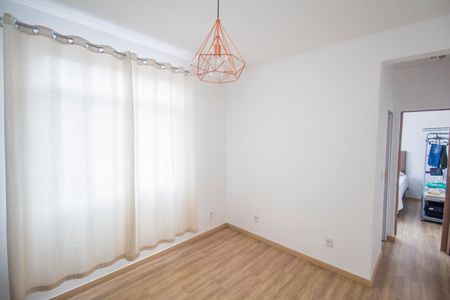 Apartamento para alugar com 1 quarto, 35m² em Cascadura, Rio de Janeiro