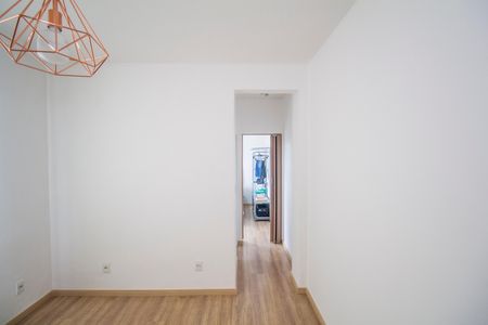 Sala de apartamento para alugar com 1 quarto, 35m² em Cascadura, Rio de Janeiro