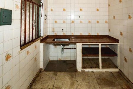 Casa para alugar com 4 quartos, 200m² em Etelvina Carneiro, Belo Horizonte