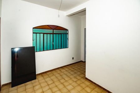 Casa para alugar com 4 quartos, 200m² em Etelvina Carneiro, Belo Horizonte