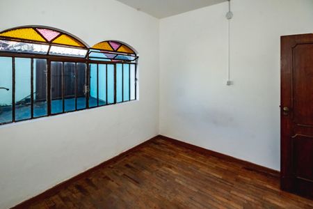 Casa para alugar com 4 quartos, 200m² em Etelvina Carneiro, Belo Horizonte