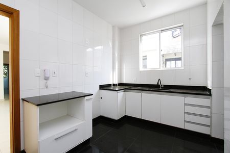 Apartamento para alugar com 93m², 3 quartos e 2 vagasCozinha