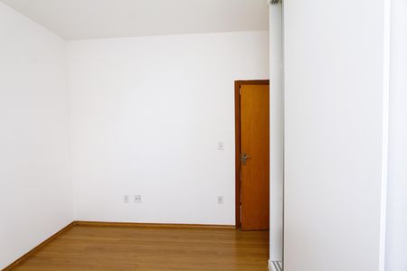 Apartamento para alugar com 93m², 3 quartos e 2 vagasQuarto 2