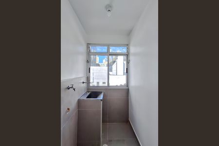 Apartamento para alugar com 66m², 2 quartos e 1 vagaÁrea de Serviço