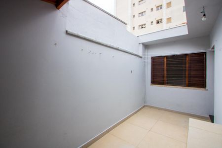 Área de serviço/Quintal de casa à venda com 3 quartos, 200m² em Campestre, Santo André
