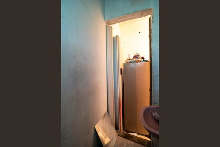 Casa para alugar com 28m², 1 quarto e 1 vaga Casa para alugar com 28m², 1 quarto e 1 vagaBanheiro
