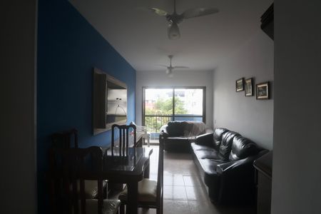 Apartamento para alugar com 80m², 2 quartos e 1 vaga Apartamento para alugar com 80m², 2 quartos e 1 vagaSala