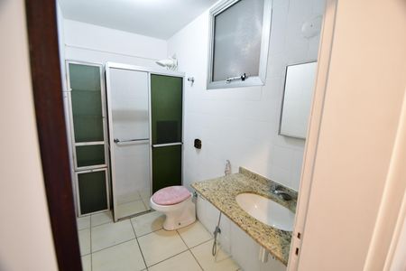 Apartamento para alugar com 70m², 2 quartos e 1 vagaBanheiro social
