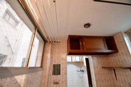 Apartamento para alugar com 70m², 2 quartos e 1 vagaÁrea de Serviço