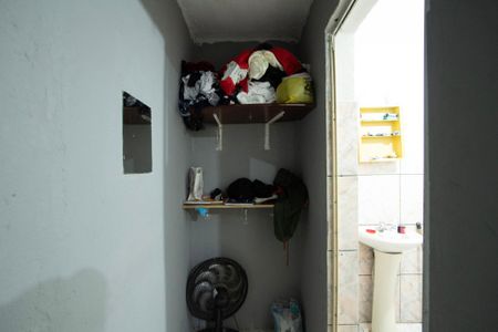 Casa para alugar com 60m², 1 quarto e 1 vaga Casa para alugar com 60m², 1 quarto e 1 vagaCorredor
